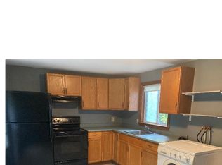 71 Hampstead Rd #B, Derry, NH 03038