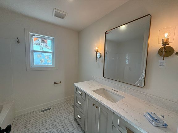 5th image of 3201 Rivington Dr