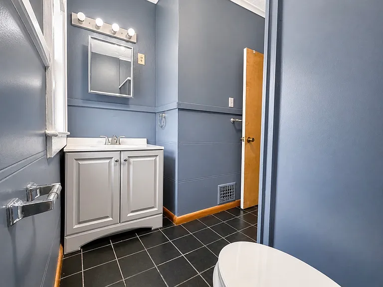 16 Highland Ave #1 — Photo 8