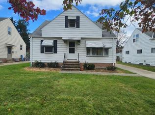 5513 Elmwood Ave, Maple Heights, OH