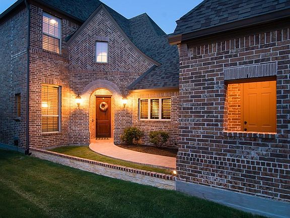 2nd image of 14884 Maroon Bells Ln