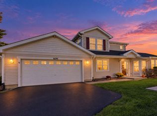 16146 Huron St, Crest Hill, IL 60403