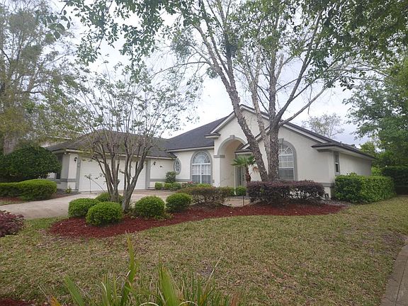 2nd image of 400 Heather Park Ln
