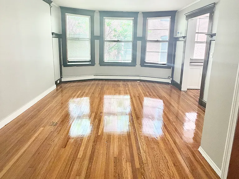 603 Howard Ave #2C — Photo 4