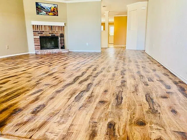 3 bed, 1883 sqft, $2,250 — Photo 4