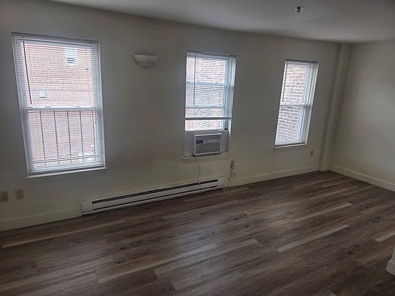 3rd image of 769 Tremont St #8