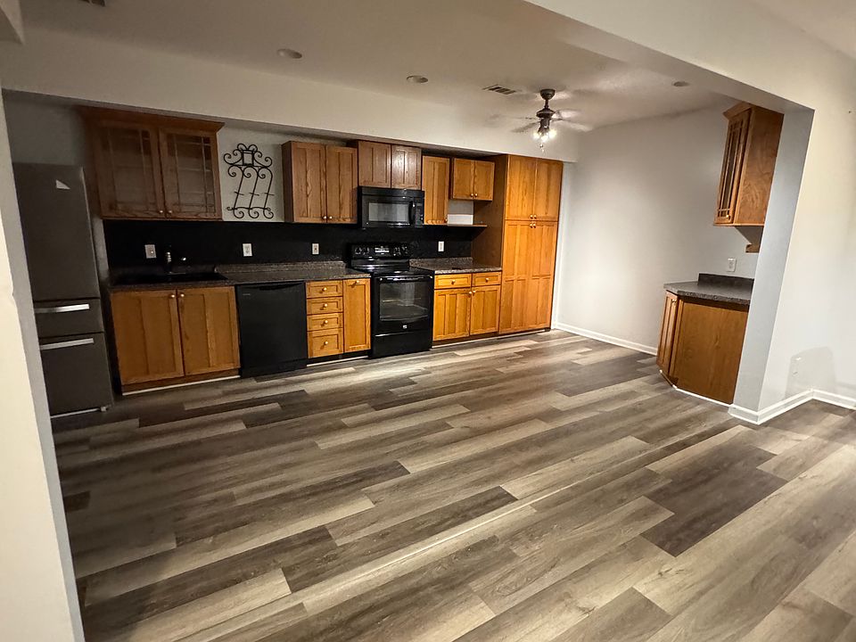 1st image of 3729 Montgomery Way #1