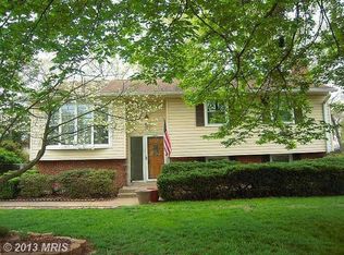 14919 Carlbern Dr, Centreville, VA 20120