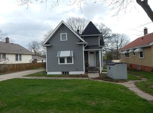 909 23rd St, Bettendorf, IA