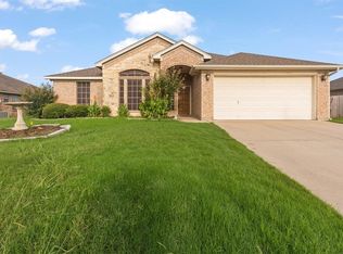 726 E Sheila Cir, Joshua, TX 76058