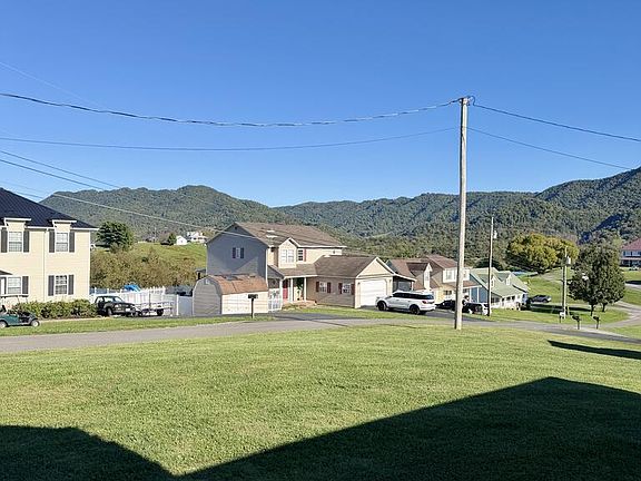 3rd image of 521 Grannys Rd