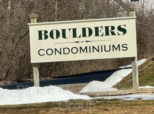 20 Wolf Rd E #108, Lebanon, NH 03766