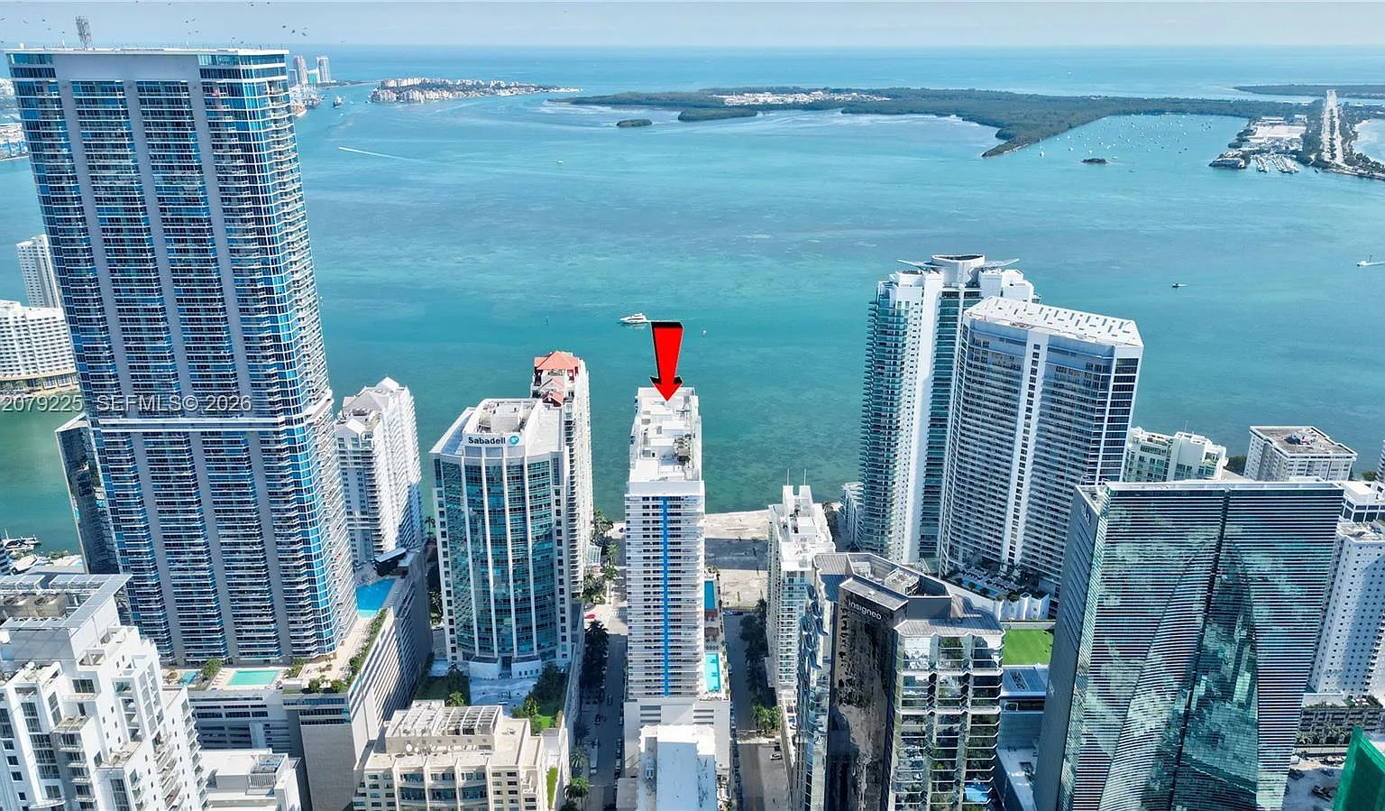 The Club At Brickell Bay — Photo 4