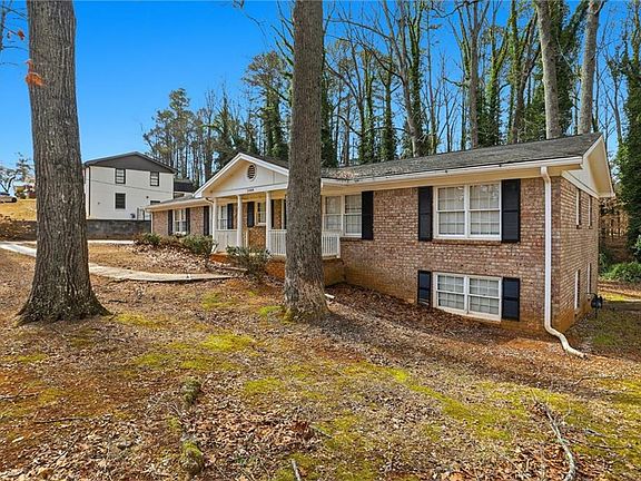 2nd image of 3404 Forest Hill Rd