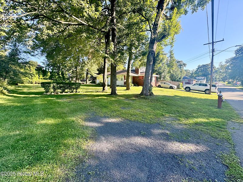 3rd image of 83 Orlando Avenue