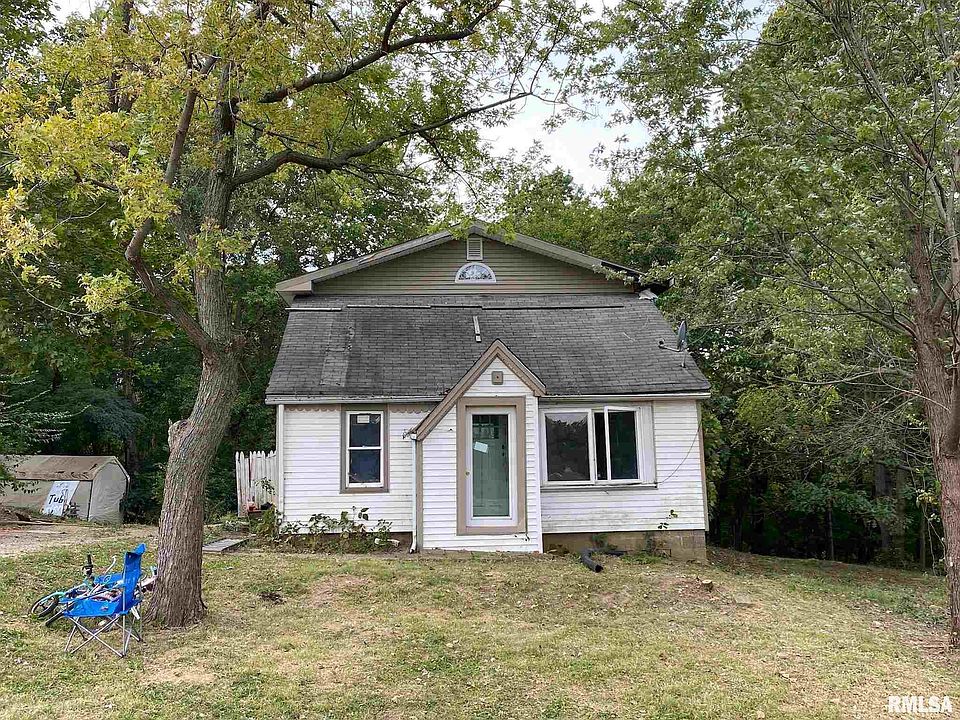 2nd image of 609 N Stewart St