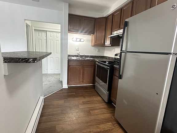 4th image of 28721-28727 Jefferson Ave