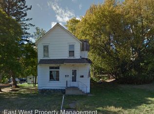 2409 W 9th St APT 2, Duluth, MN 55806