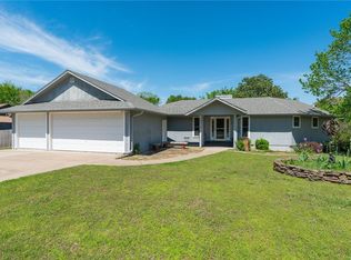 2 Natalie Ln, Bella Vista, AR 72715