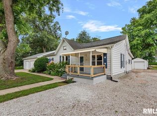 509 S Walnut St, Rochester, IL 62563
