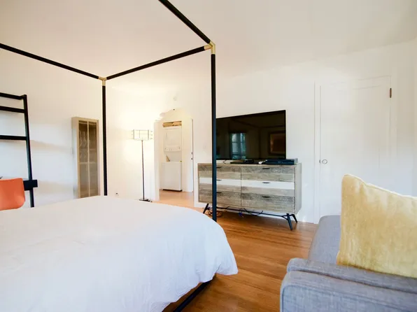 670, 670 N El Camino Real APT 4, San Mateo, CA 94401
