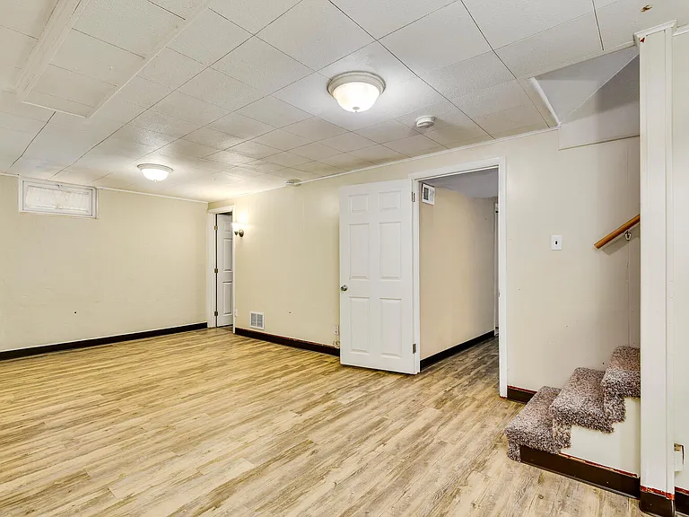 3208 Niagara St — Photo 17