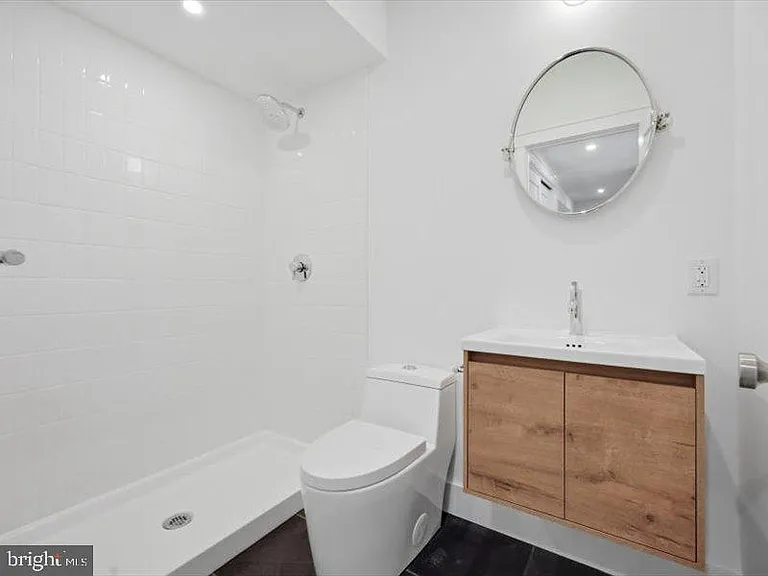 318 Dudley Ave — Photo 35