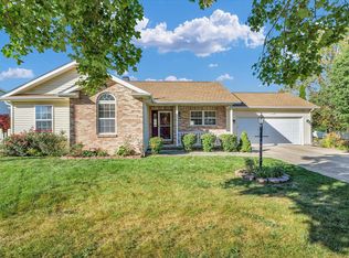 1708 Trails Dr, Urbana, IL 61802