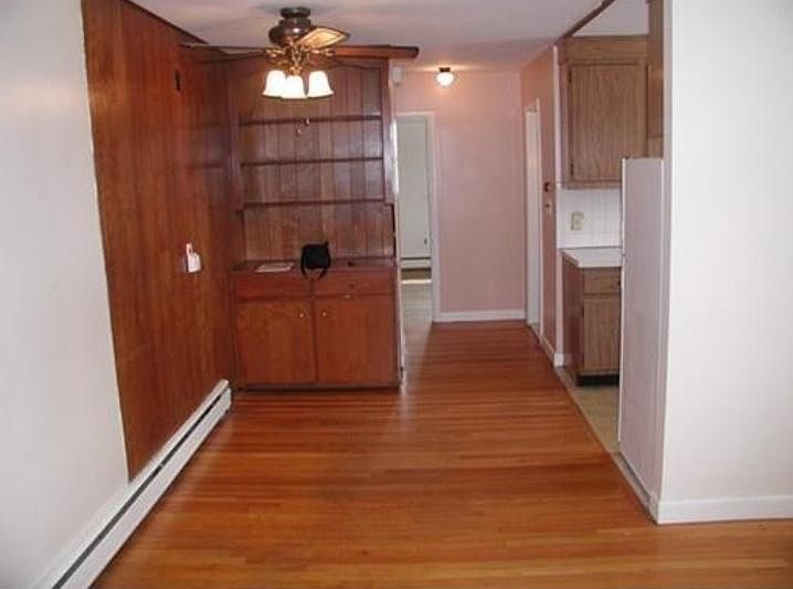 2nd image of 628 Chestnut St APT 5