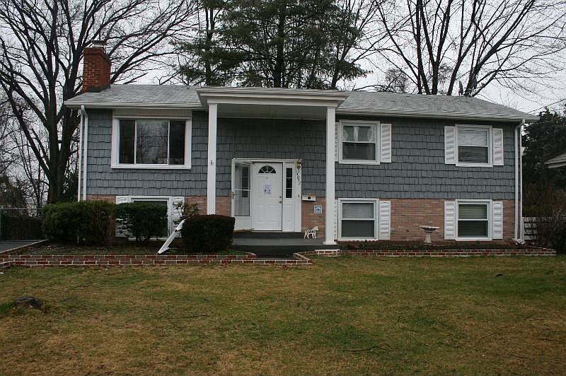 1st image of 14047 Mathews Dr