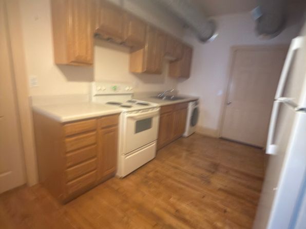 21 W Chicago St APT A