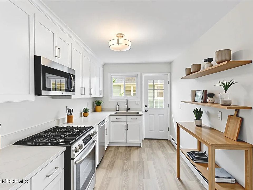 1st image of 16 Mount Kisco Drive