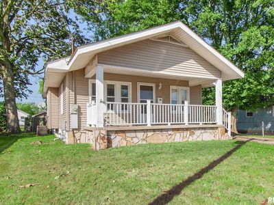 1104 E Reeves St, Marion, IL, 62959