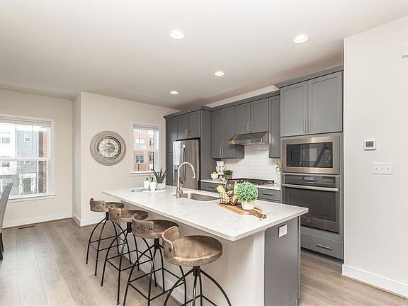 2nd image of 5400 Libbie Mill West Blvd #5400