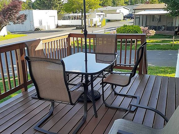 FRONT.DECK