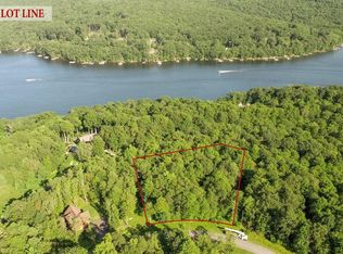 33 Winding Estates Dr, Mc Henry, MD 21541