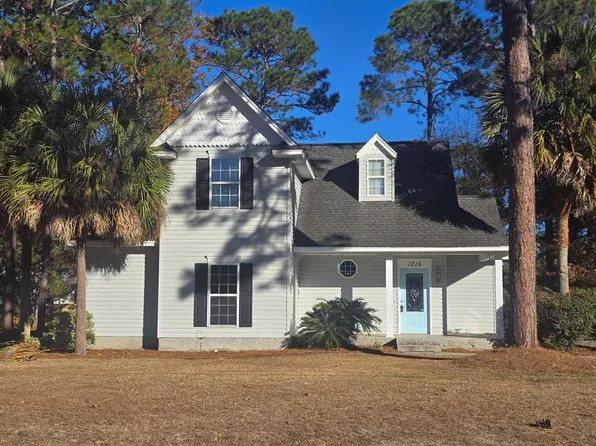 1715 Jimmy St, Adel, GA 31620