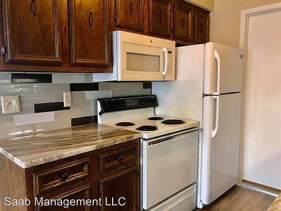 5th image of 24149 Meadow Bridge Dr