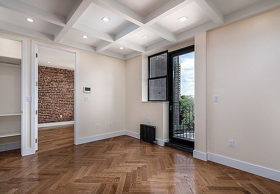 2nd image of 941 Washington Ave #651