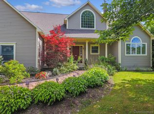 144 Oak Grove Dr, Brewer, ME 04412