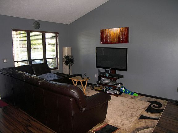 3rd image of 7507 Hastings Pt #40