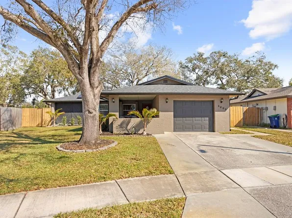 6809 Circlecreek Dr, Pinellas Park, FL 33781