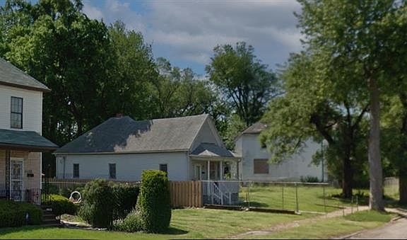 4th image of 528 N 22nd St