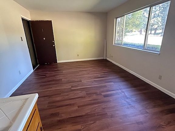 5th image of 4505 Riverside Blvd APT 1