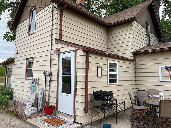 2nd image of 420 W Schley Ave