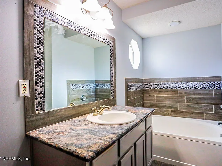 11087 Dusenburg Ct — Photo 7