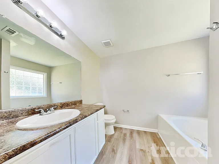 126 Millwheel Dr — Photo 9