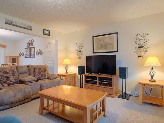 5th image of 5644 Pine Grove Dr