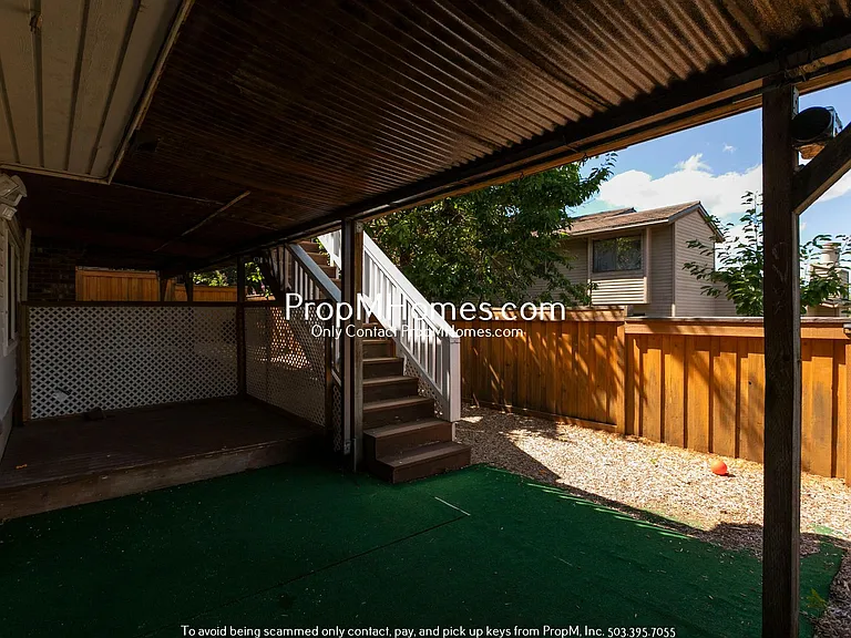 8271 SW 184th Ave — Photo 41