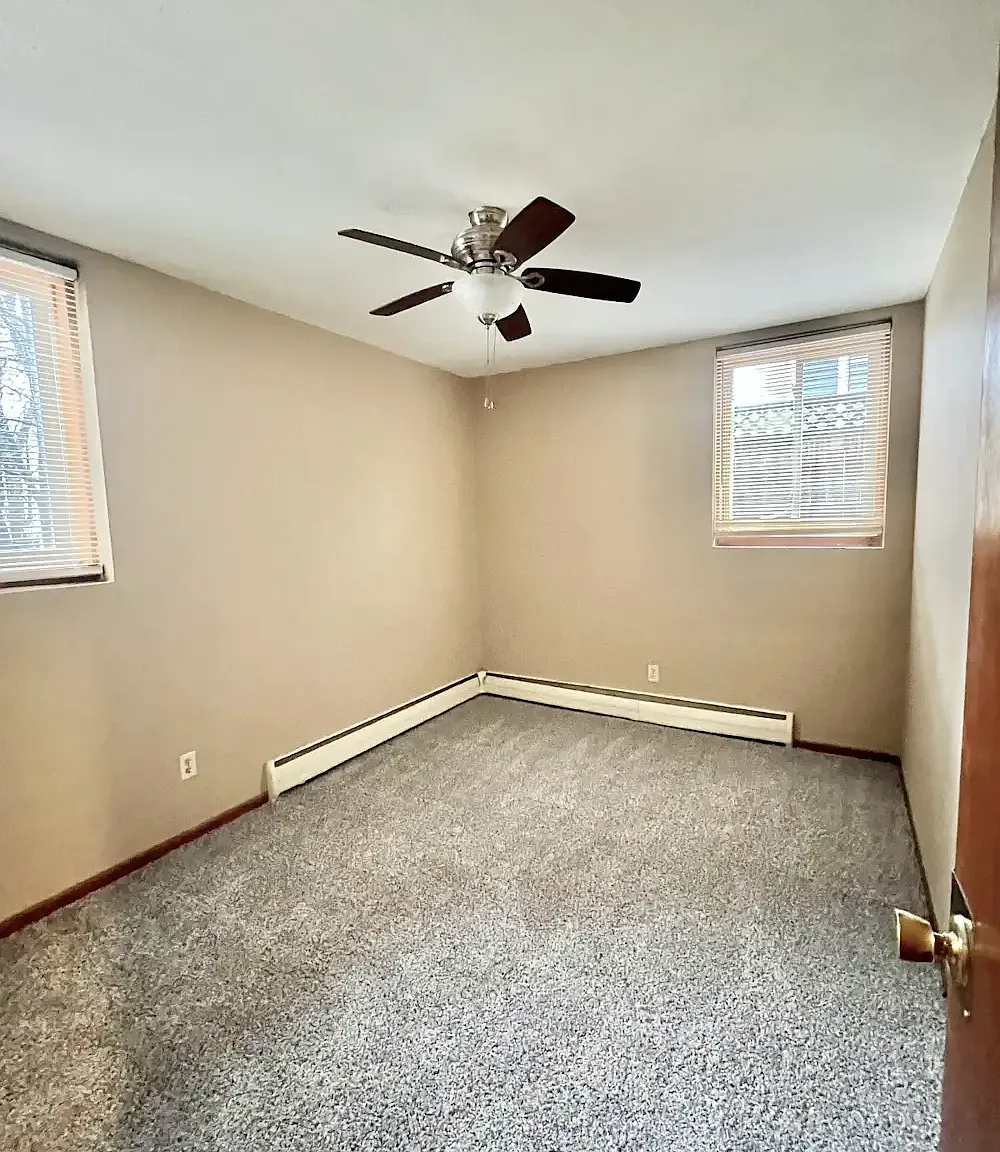 Pleasant Apartments — Photo 4